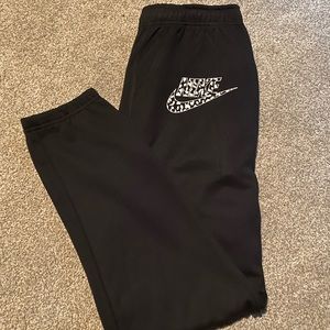 “Nike” sweatpants